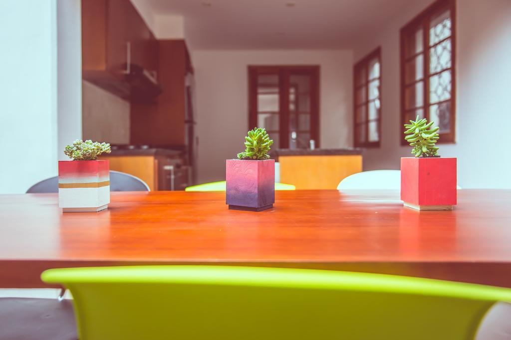 Mi Llave Hostels Богота Экстерьер фото