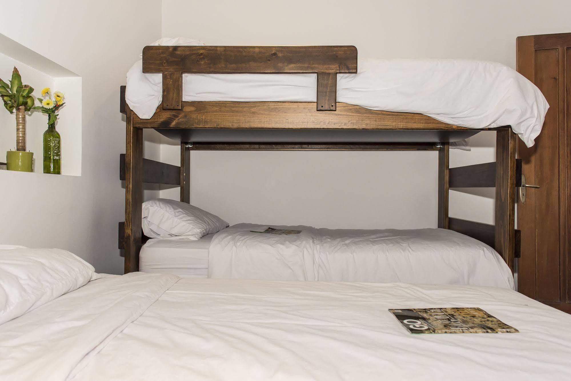 Mi Llave Hostels Богота Экстерьер фото