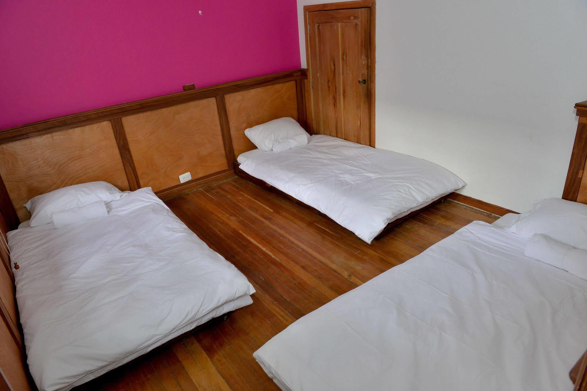 Mi Llave Hostels Богота Экстерьер фото
